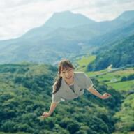 【朗報】岡本姫奈、ドラゴンボール新ゲームCMで空を飛ぶやんけ！