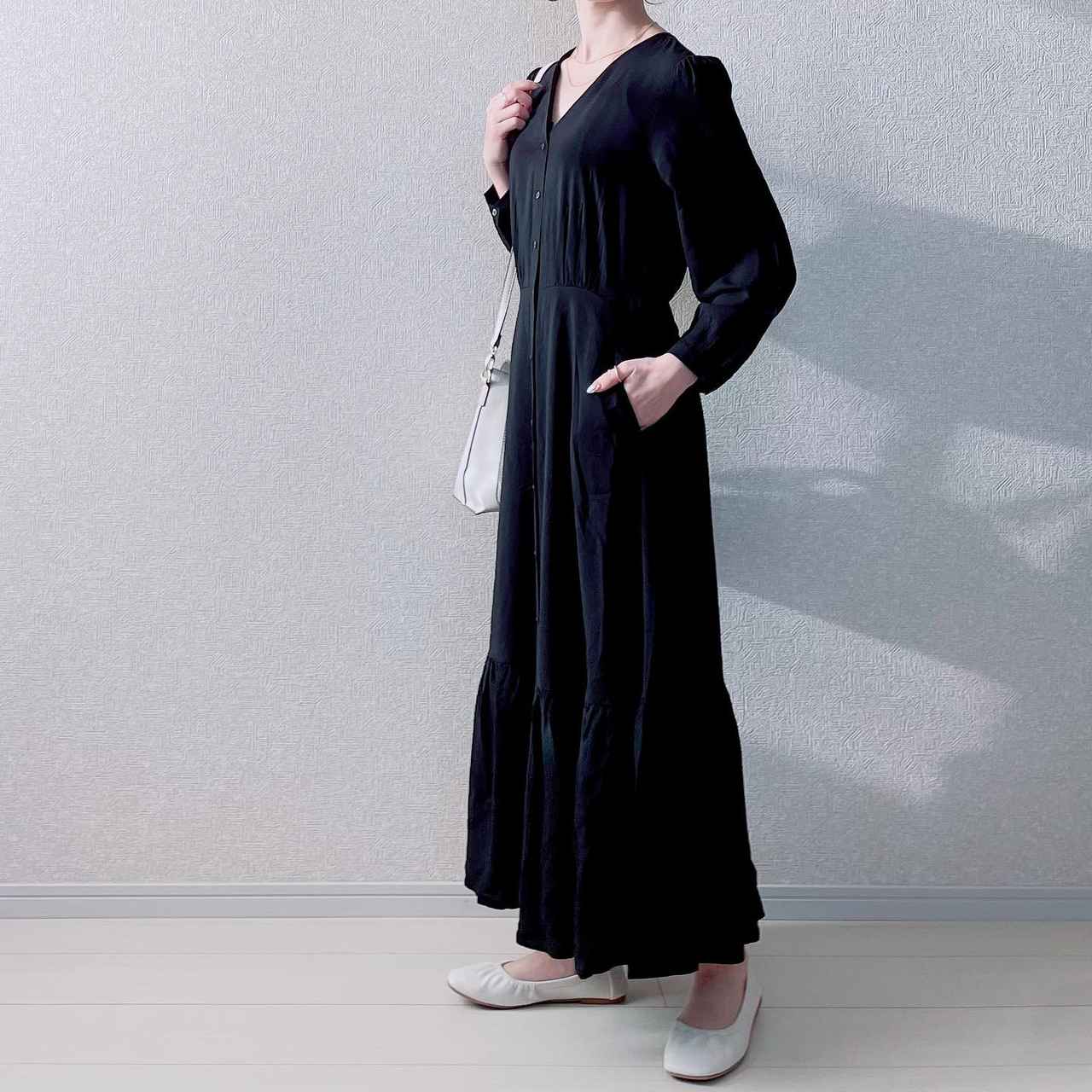 真似したいユニクロ黒ワンピの着こなし術ってこれだろｗｗｗ