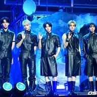 TOMORROWXTOGETHERの新アルバム「Starkissed」の魅力とは？