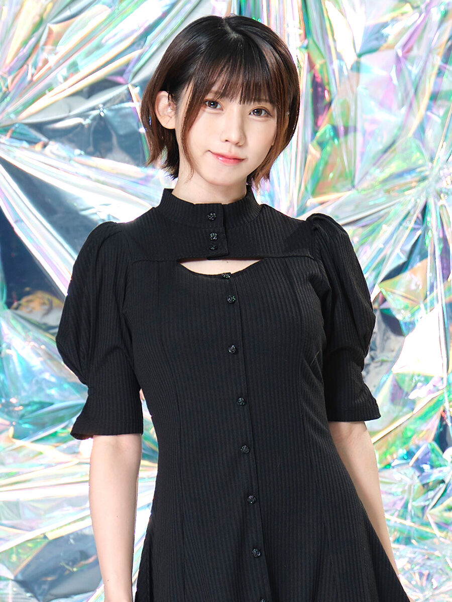 『えなこ：コスプレのため「眉毛は全剃り」』についてまとめてみた