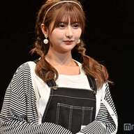 【朗報】横田未来の全身コーデ、脚長すぎて反則やろがい！草