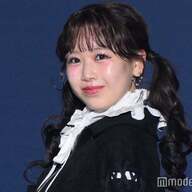 FRUITSZIPPER松本かれんのモノトーンコーデが魅せる新たな魅力