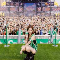 【朗報】aespa KARINA「WATERBOMB」で神パフォーマンスやんけ！