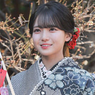 【悲報】乃木坂46成人式で心月、緊張マックスで声が出せないやんけ！