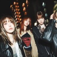 【朗報】LESSERAFIMが表参道でポップアップストア開店やんけ！衣装も見れるぞ草！