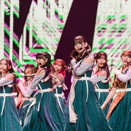 【朗報】櫻坂46アメリカで初LIVE成功やんけ！