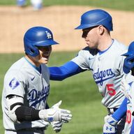 大谷翔平、ドジャー・スタジアムで魅せた2号ホームランの感動
