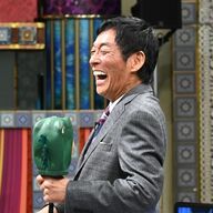 【朗報】ジェンヌ達の裏話がヤバいｗ紅ゆずるのアドリブ最高やんけ！