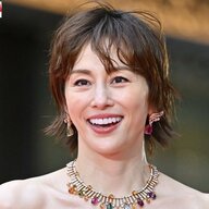 米倉涼子、ガサ入れ報道から1週間…【悲報】恋人が帰国ってマジ？