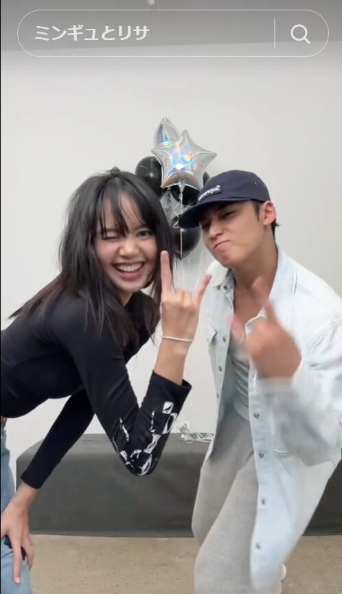 【悲報】坂口健太郎、リサと激甘カット公開でモテモテやんけ！