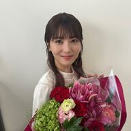 待望の2ショット公開！浜辺美波と彼の関係は？