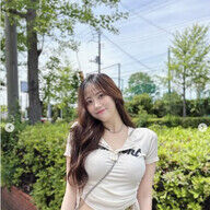 【朗報】黒髪美女・まえだまはる、へそ出しでインスタ更新やんけ！