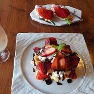 春の新作！横須賀・葉山・逗子・鎌倉で楽しむ国産いちごのブリュレプリン