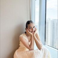 天使すぎる莉菜ちゃんの衣装姿、見惚れちゃう件www