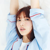 鈴木えみ、夏休み満喫中やんけ！奄美での美しすぎる姿に草