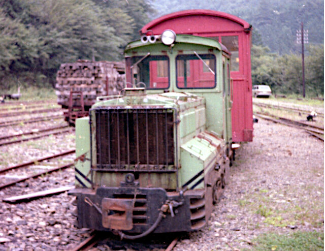 木曽森林鉄道鯎川支線を見に行く（1976） : 新・バイクで走ると気持ち