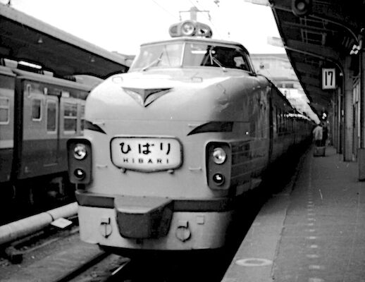 国鉄特急電車の王道485系〜初期型(4) : 新・バイクで走ると