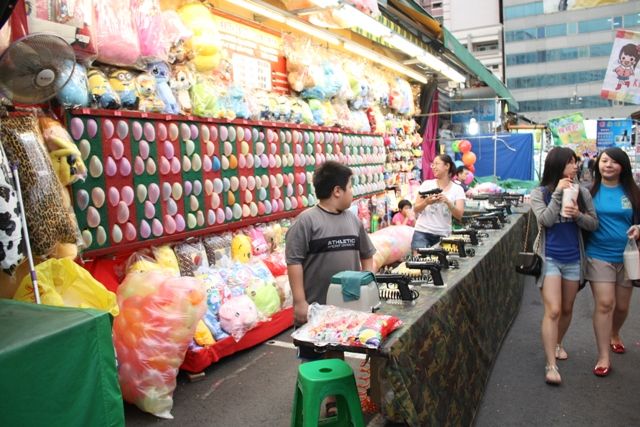 瑞豊夜市 ゲーム屋台 台湾旅行 13 サイゴン トリビューン 瑞豊夜市 ゲーム屋台 台湾旅行 13 サイゴン トリビューン