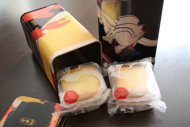 奇華餅家 Kee Wah Bakery 鳳梨金酥 パイナップル ケーキ 香港 11 サイゴン トリビューン