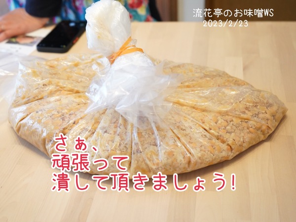 9D6A0BD8-FE98-4C40-935B-E615952AF3C1
