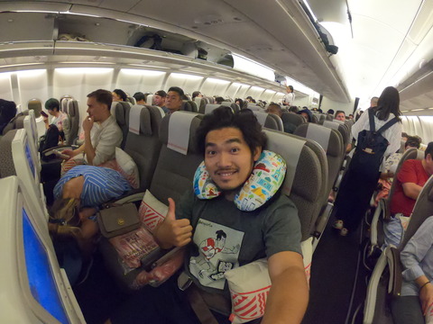 76755029-1CED-4CCC-8B01-CCEA788B4286