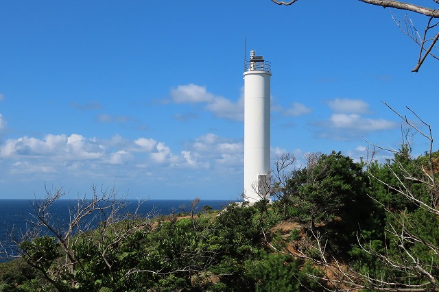 鷺浦灯台 さぎうら (2019/9/16再訪) : プジョーで訪ねた灯台訪問