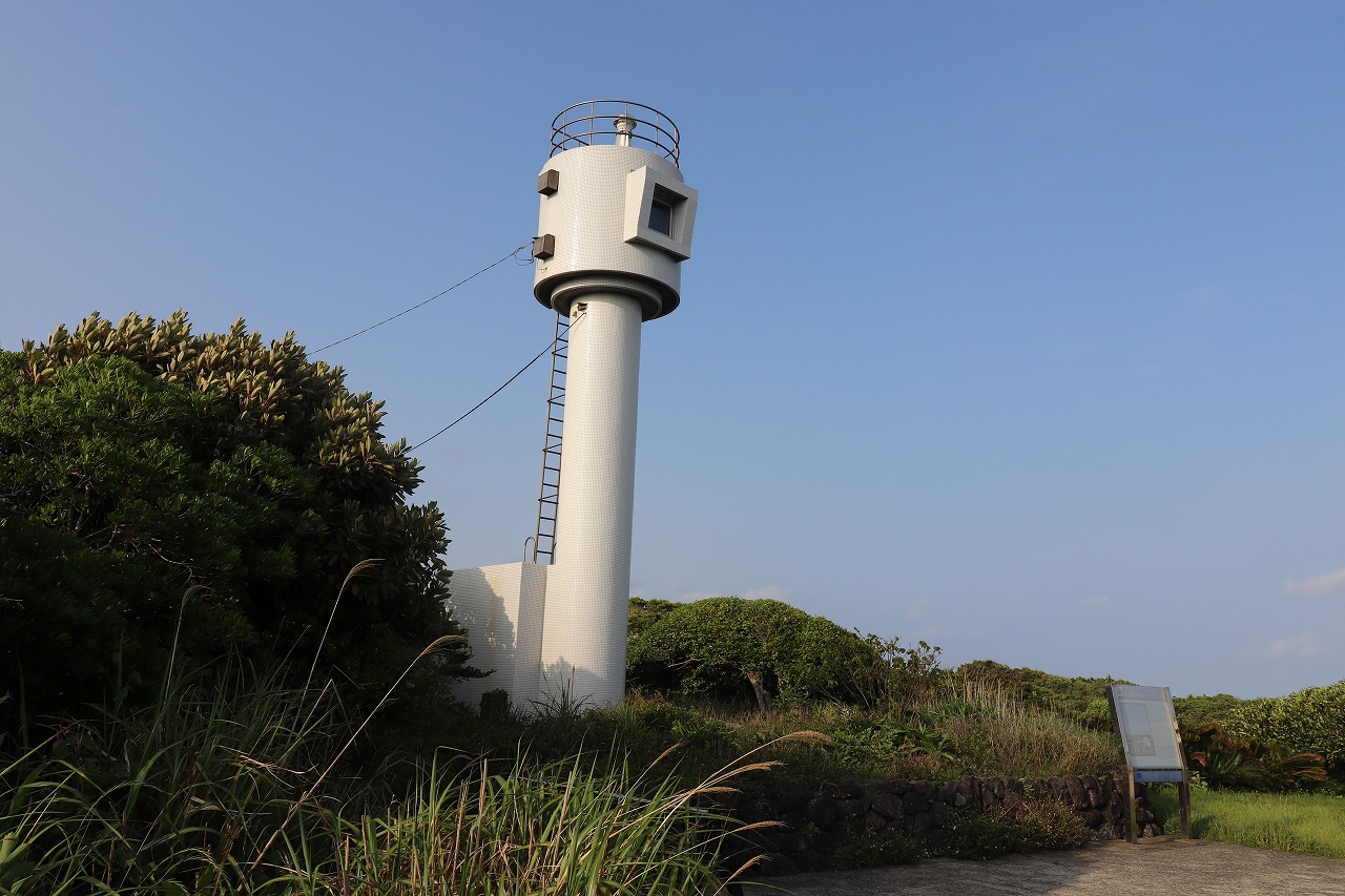 笠山鼻灯台 かさやまはな (2025/5/10) : プジョーで訪ねた灯台訪問記