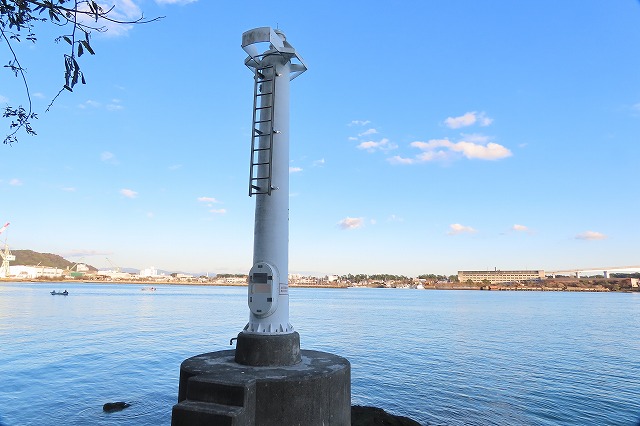 高知港御畳瀬灯台 こうちこうみませ (2020/2/1) : プジョーで訪ねた