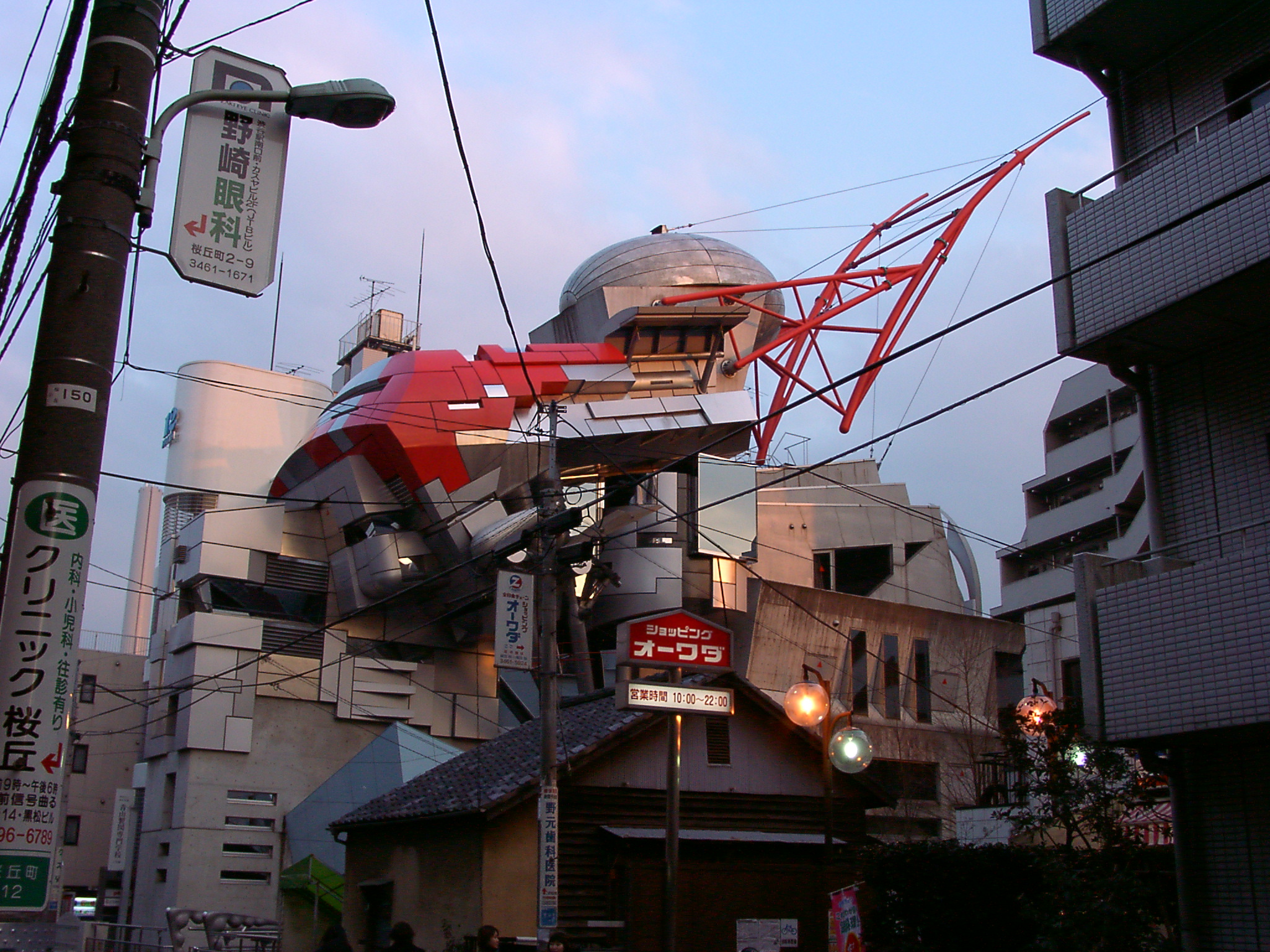 青山製図専門学校１号館 Allegrettoな風景