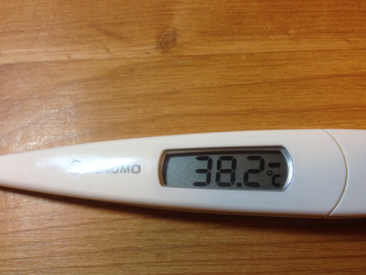 Fièvre : comment bien utiliser un thermomètre ? | Focus-Senior