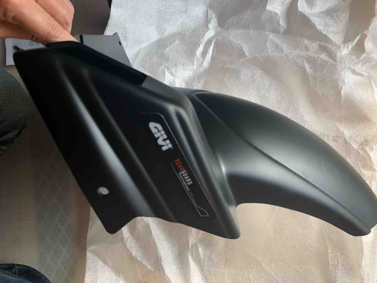 GIVI MG3101 V-strom650用 リアインナーフェンダー : 啄木鳥のblog