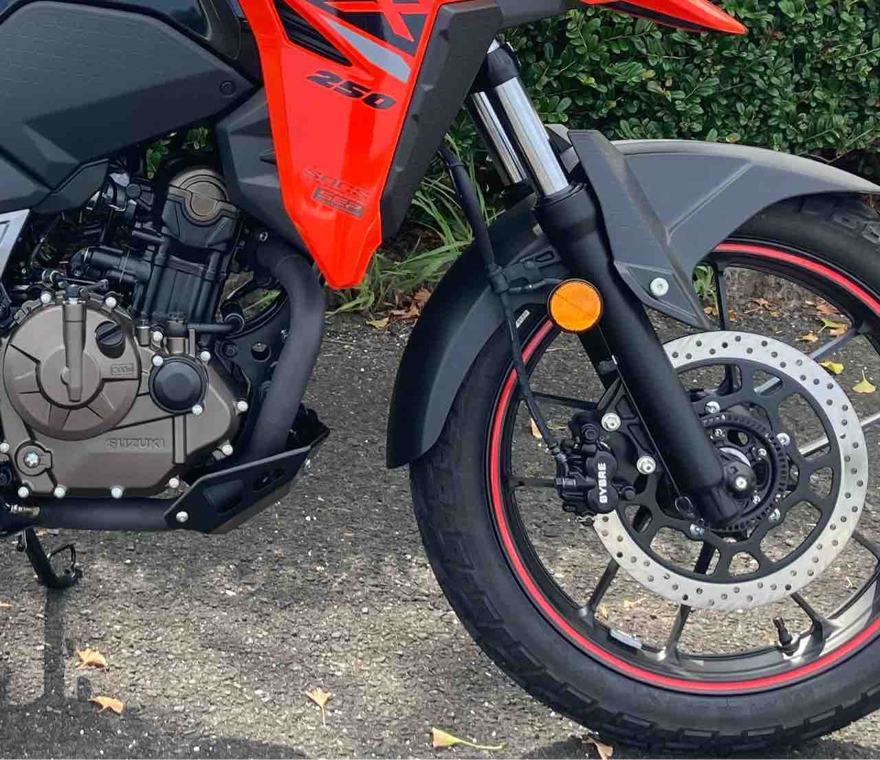 V-strom250sx カスタム日記 フロントフェンダーエステンション 加工と