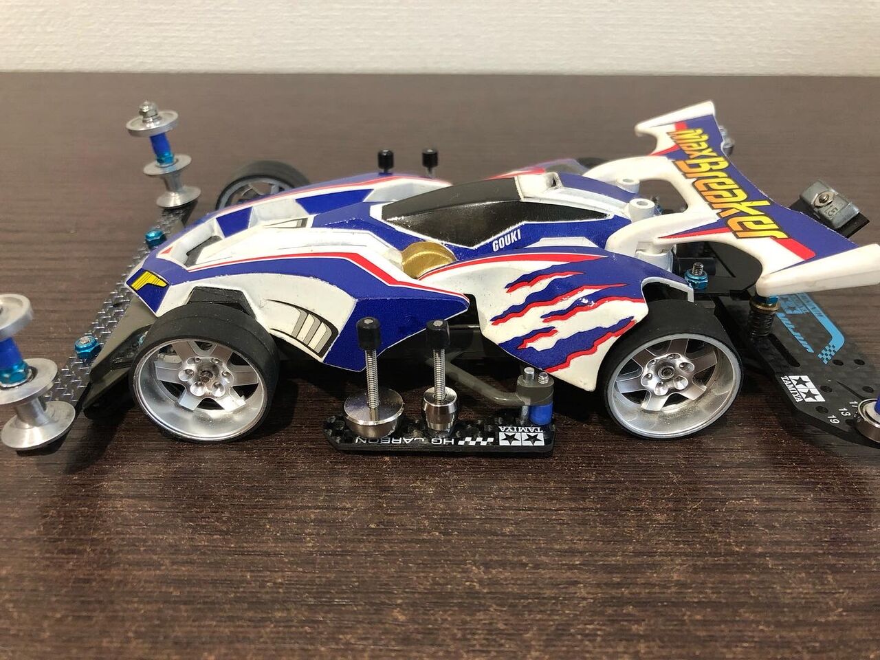 ミニ四駆 シャドウブレイカー マックスブレイカー　シルバー ゴールド ミニ四駆 シャドウブレイカー マックスブレイカー シルバー