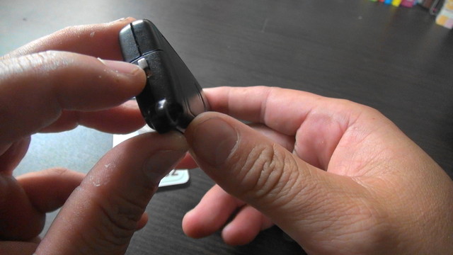 愛車インプレッサのキーレスエントリーの電池交換 おでかけｐｈｏｔｏ日記