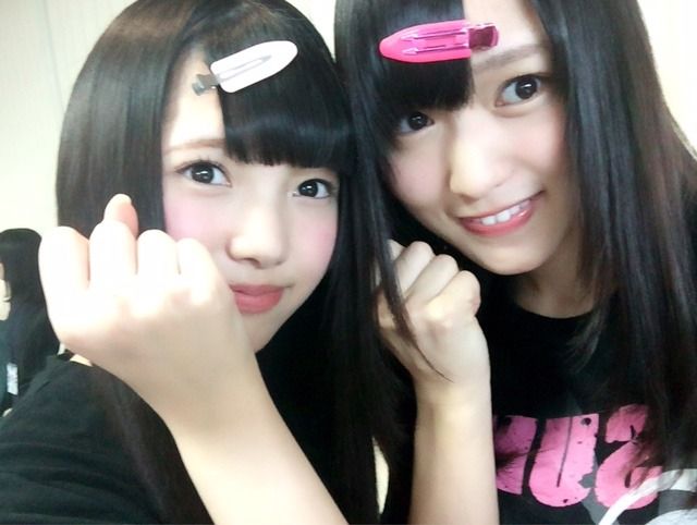 欅坂46 菅井友香と上村莉奈の前髪の分け目の作り方判明 二人のヘアピン写真がたまらなく可愛い 欅坂46まとめラボ 欅坂46 菅井友香と上村莉奈の前髪の分け目の作り方判明 二人のヘアピン写真がたまらなく可愛い 欅坂46まとめラボ