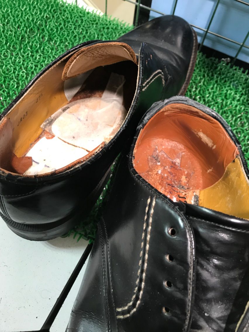 かかとの すべり革 の取り替え修理 奈良 高の原 靴修理 合鍵 はんこのスライヴ かかとの すべり革 の取り替え修理 奈良 高の原 靴修理 合鍵 はんこのスライヴ
