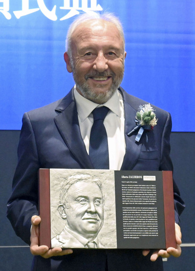 NBEHGIGUHNMXVKIPE2T2TLLLSU