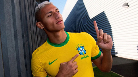 7cf1b3b8-adec-33da-c737-526d5b4443c3