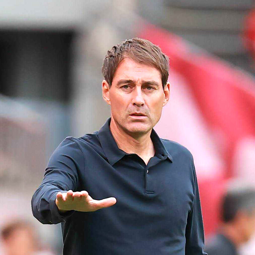 サッカーばっかり 鹿島アントラーズがレネ バイラー監督を解任へ 5戦未勝利で4位転落 後任は岩政大樹コーチが最有力