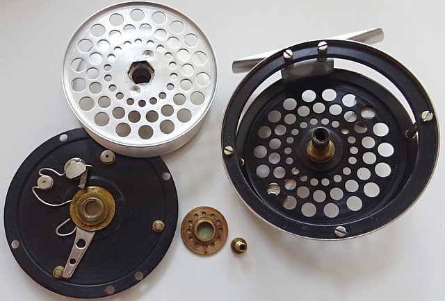 Ted Godfrey のリールを入手2 ＃ 流石2 : Key Taccata's FF Tackle Den