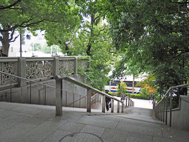 ゙֤θޤפˤФƤοξʿפ褳γ1