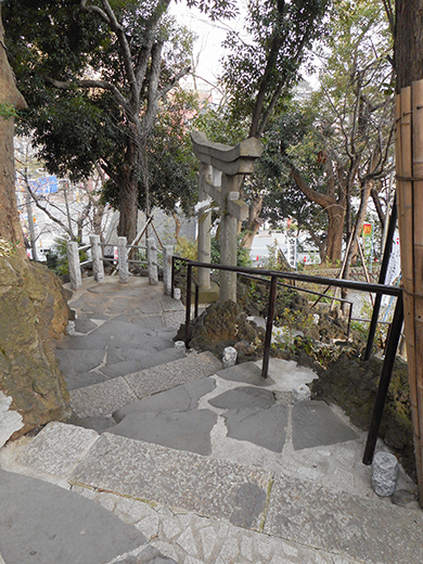 多摩川浅間神社の男坂?12