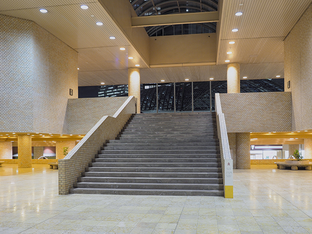 ���ĵ������̿�ӥ롢���ڡ������֥�γ��ʤ�������4