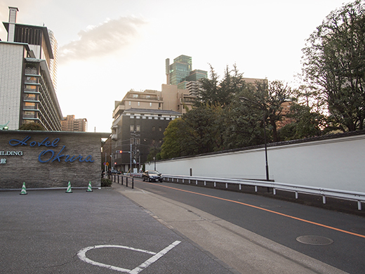 ホテルオークラ東京の坂道を歩いてみる16