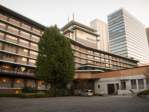 ホテルオークラ東京の坂道を歩いてみる13
