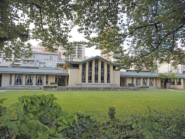 池袋の自由学園 明日館への道:F.L.ライトの小路1