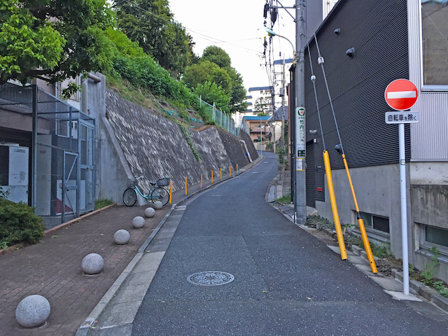 城山の坂【NO.546】1