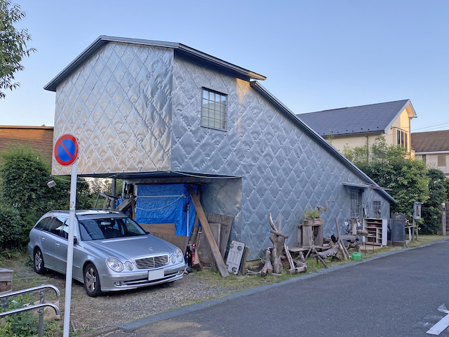 泉町1丁目の眺望坂3