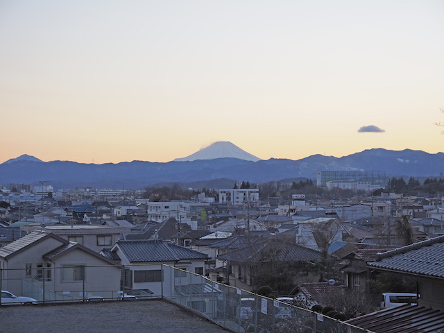 あんパン坂?瑞穂ビューパーク・スカイホールへの坂道と富士山5