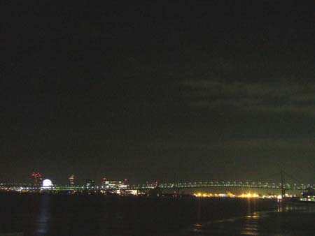 真夜中のレインボーブリッジ